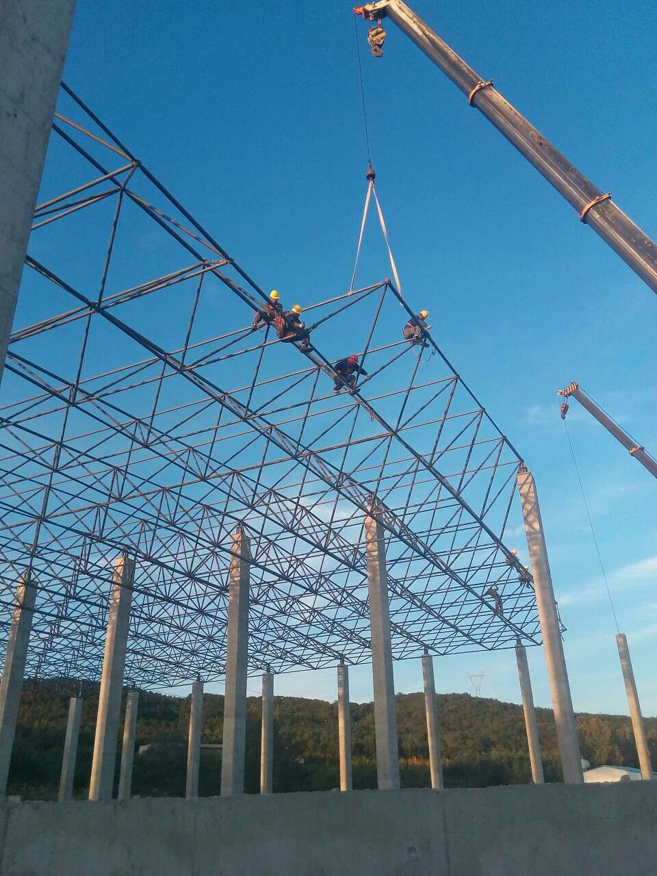 广元汪清物流园网架